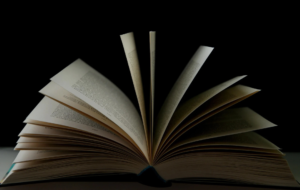 Crafting a Compelling Query Letter to Capture Agents' Attention